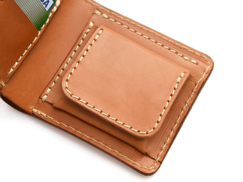 長く愛用できるBOX型小銭入れの二つ折り財布「革鞄のHERZ(ヘルツ)公式 