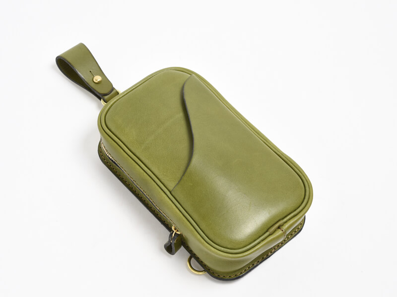 タフに使える本革レザーの縦型2wayボディバッグ「革鞄のHERZ(ヘルツ 