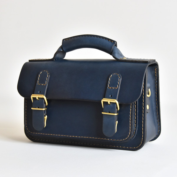 ネイビー特別仕様の二本ベルトの2wayミニバッグ「革鞄のHERZ(ヘルツ 