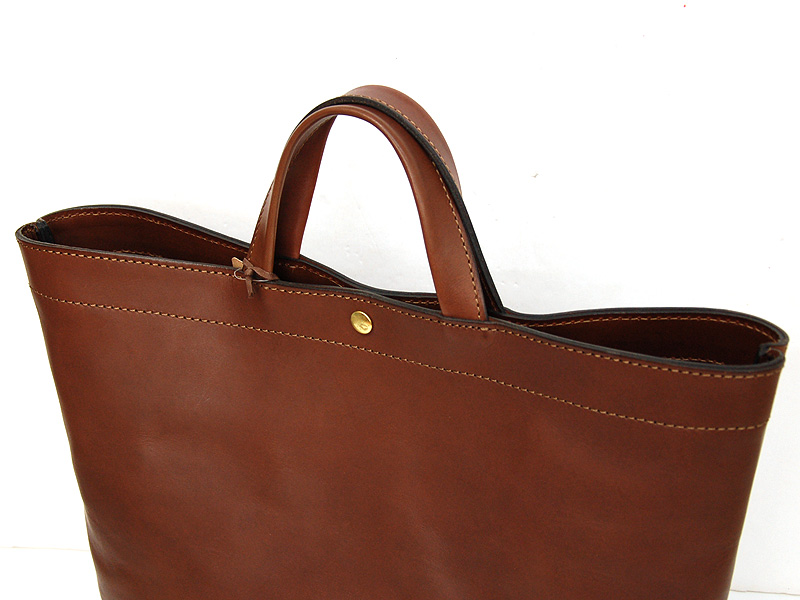 スタンダードでシンプルな本革レザートートバッグ「革鞄のHERZ(ヘルツ 