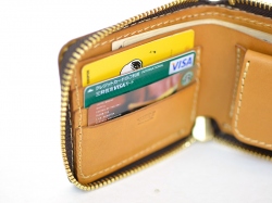 二つ折りファスナー財布　カード側
