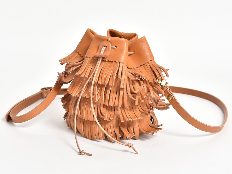 ヘルツの革で作ったフリンジショルダー「革鞄のHERZ(ヘルツ)公式通販」