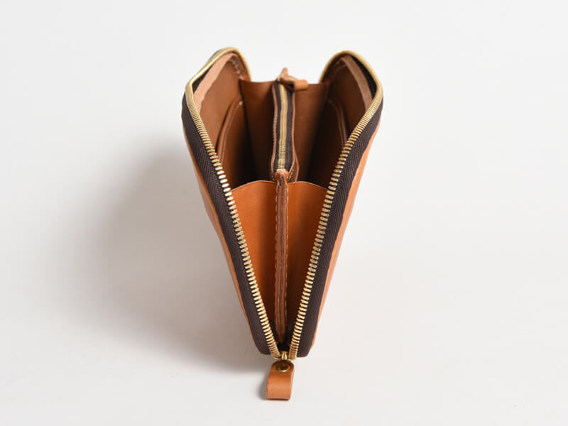 クラッチバッグとしても使える大きな長財布「革鞄のHERZ(ヘルツ)公式通販」