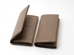 【グレー特別仕様】カード収納に強い長財布(WL-56)　革の固さ
