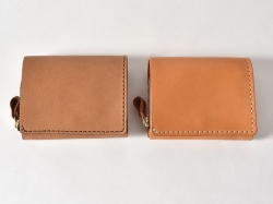 小型の二つ折り財布(NSA-56)　革色比較