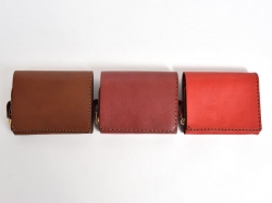 小型の二つ折り財布(NSA-36)　革色比較