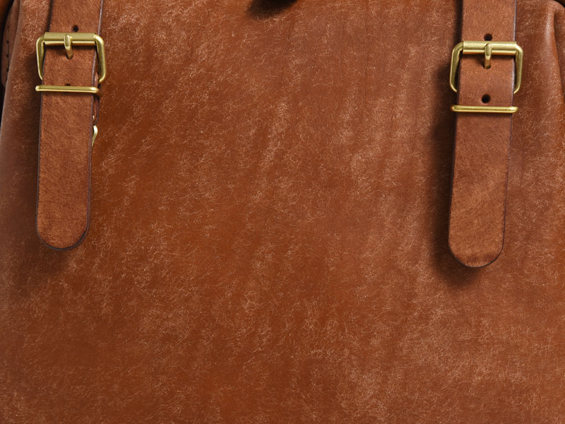 ネビアの革で作ったロングセラーのラックスリュック「革鞄のHERZ 