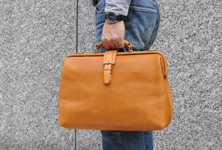 ソフトダレスはヘルツで大人気のビジネスバッグ「革鞄のHERZ(ヘルツ 