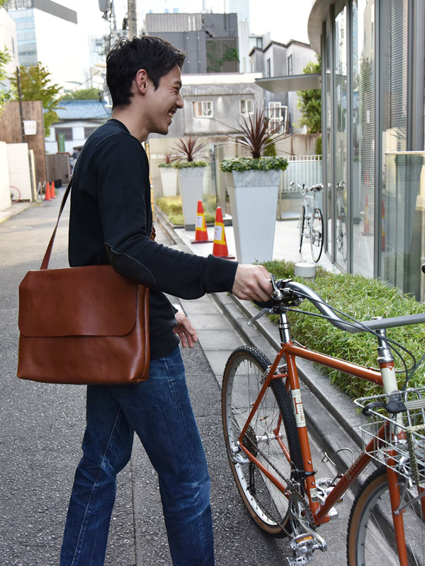 半かぶせショルダー(CK-4) Mサイズ　メンズ自転車