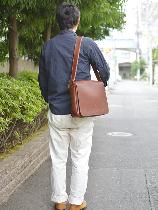 ソフトショルダーバッグ・横型(CK-94)　Mサイズメンズ肩掛け