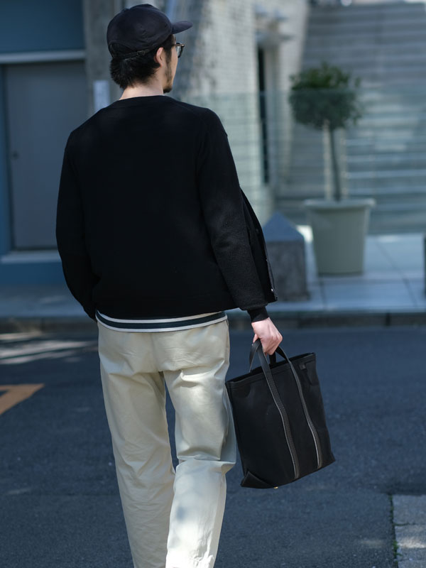 HERZ ヘルツ期間限定品手持ちキャンバストートブラック