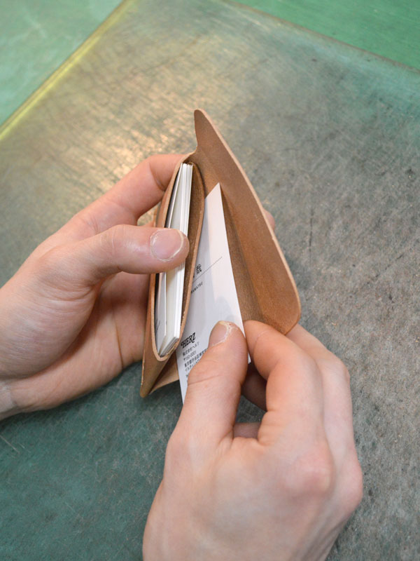 【数量限定】ヌメの馬革ミニマム名刺入れ
