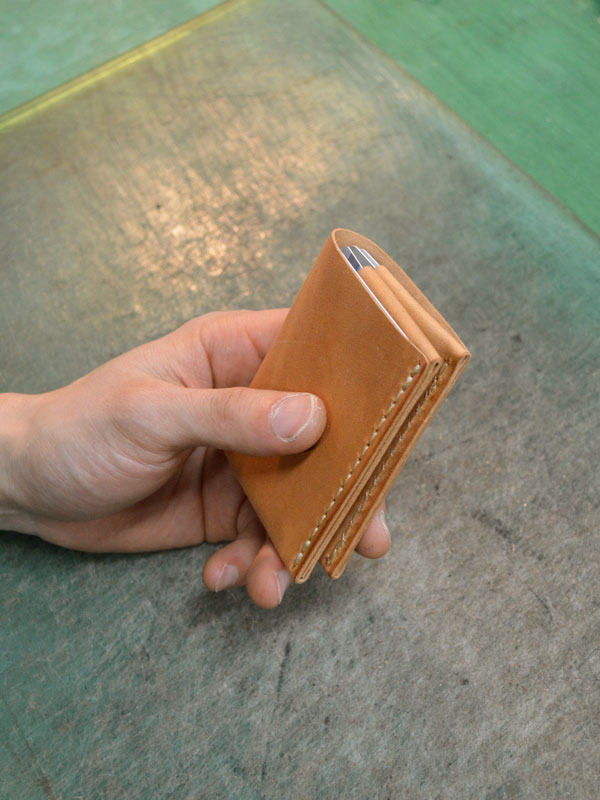 【数量限定】ヌメの馬革ミニマムパス