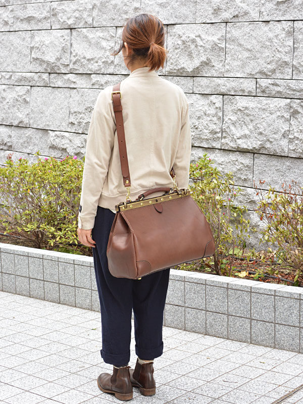2wayガレージボストンバッグ　女性肩掛け
