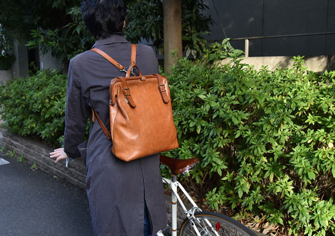 ラックスリュック　自転車乗り1