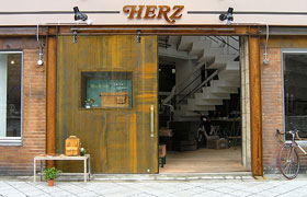 HERZ大阪店