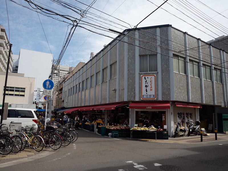 まずは仙台駅周辺を散歩