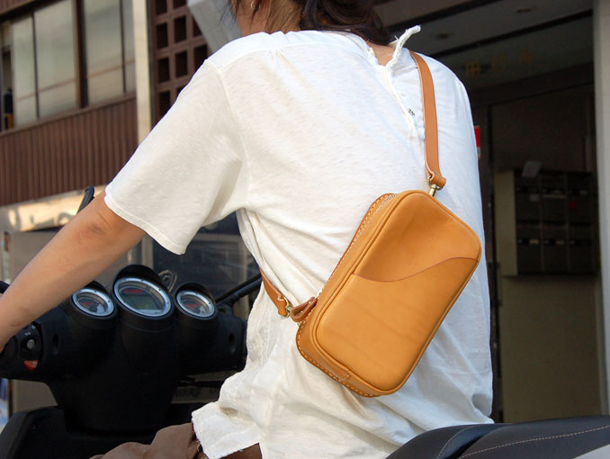 タテ型2wayボディバッグ(F-103)