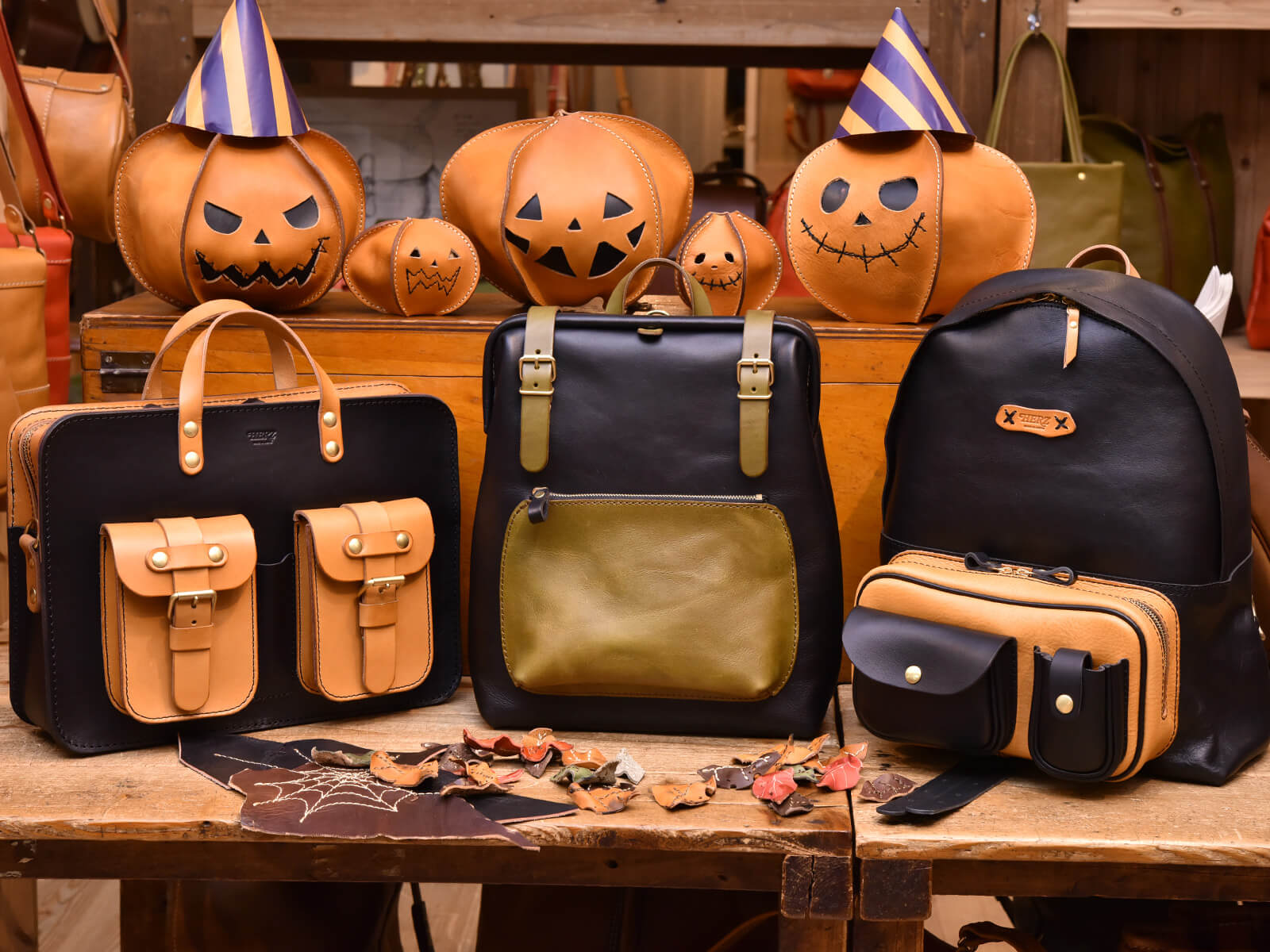 本店、ハロウィン企画！ヘルツ商品仮装大会！！