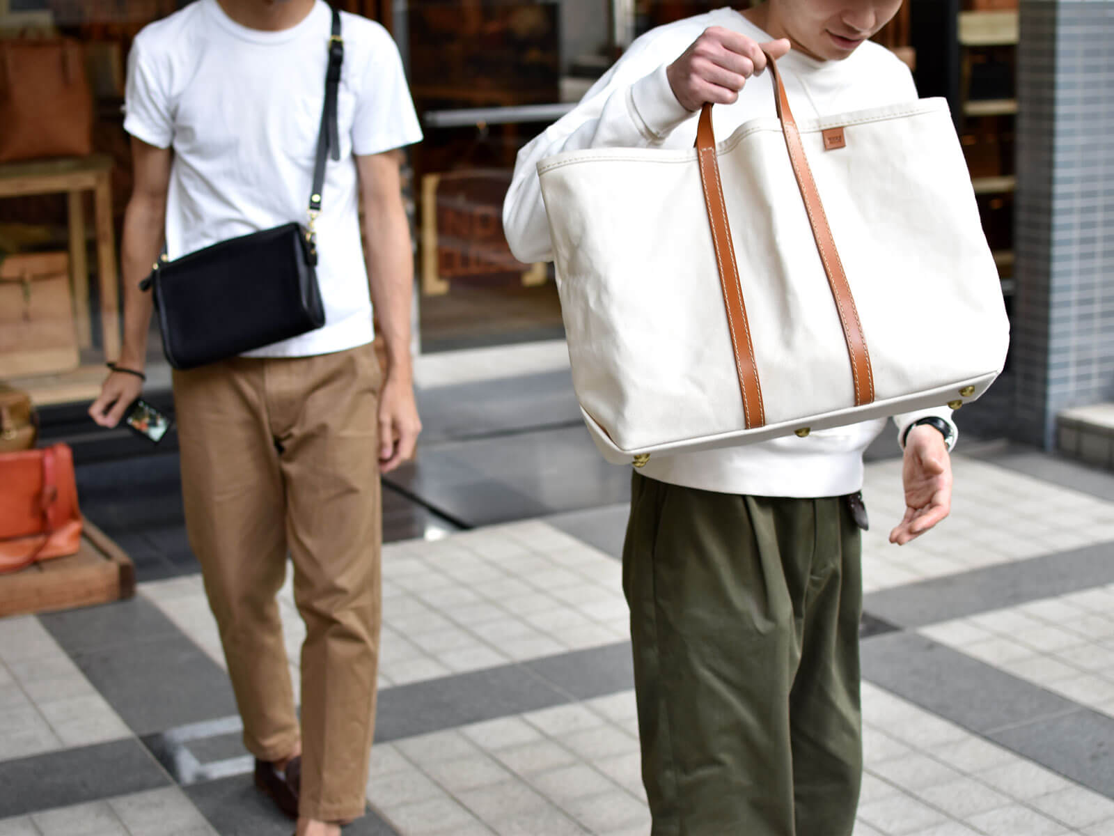 名古屋店スタッフも愛用中のキャンバスアイテム