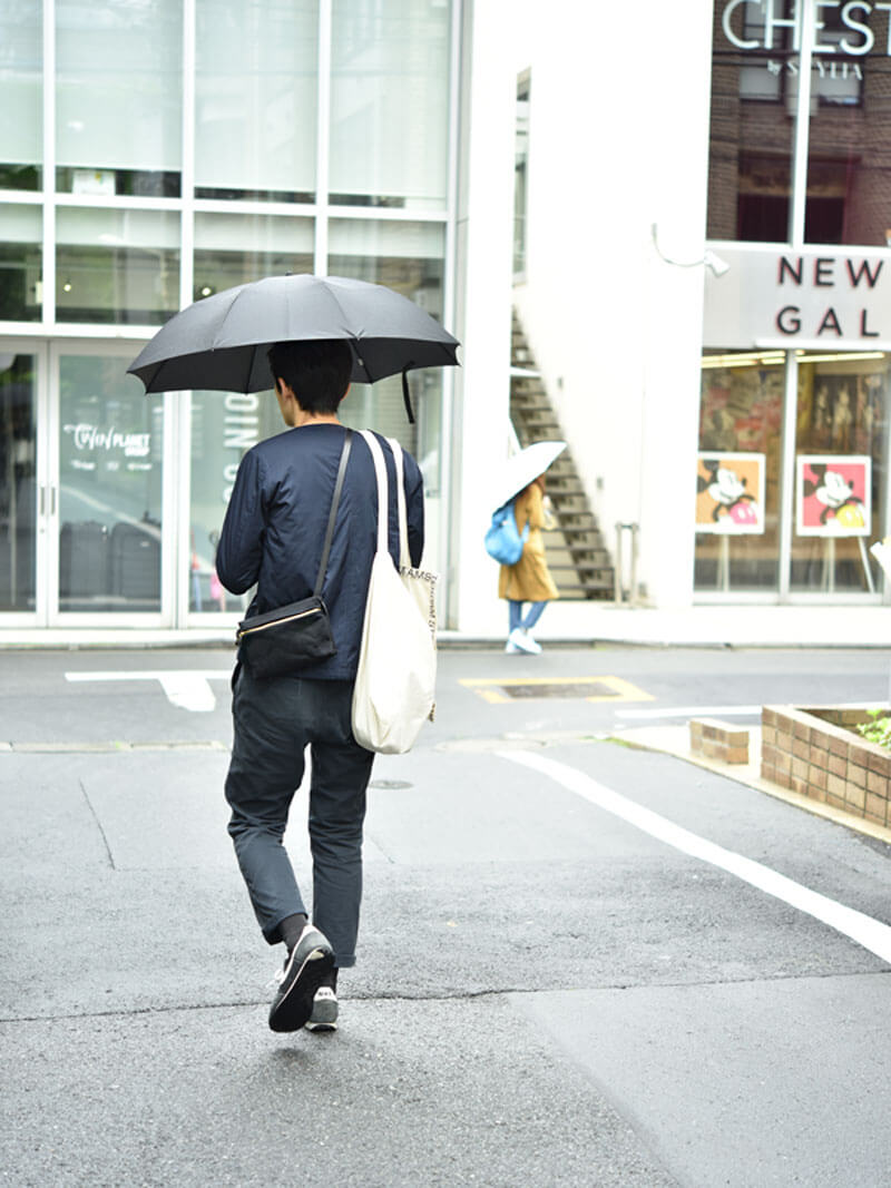 引き続きの雨