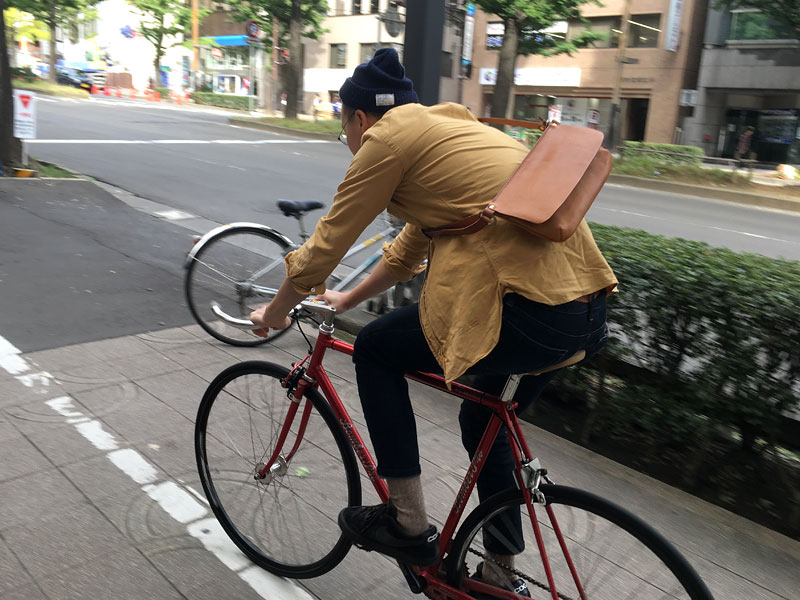 ボディバッグ(G-32)　自転車乗り