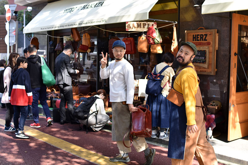 博多店の大嶋と本店の鈴木