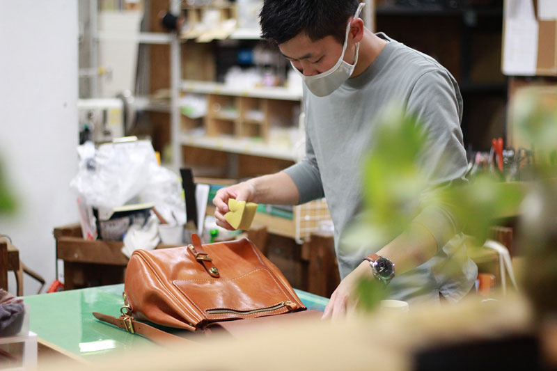 名古屋店スタッフのメンテナンスの様子1