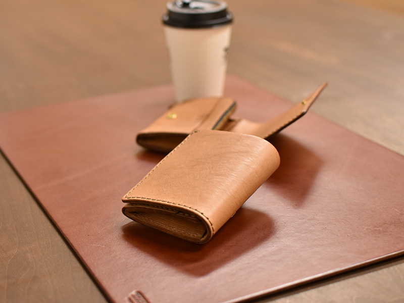 カフェモカの小型の二つ折り財布(WS-64)