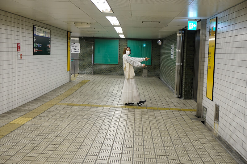 本町駅12号出口