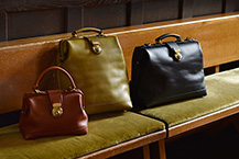 ボナールシリーズに関する記事一覧ページへ