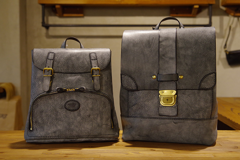 アラスカのリュックたち