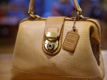 冬の限定革「アラスカ」名古屋店ラインナップ 鞄編