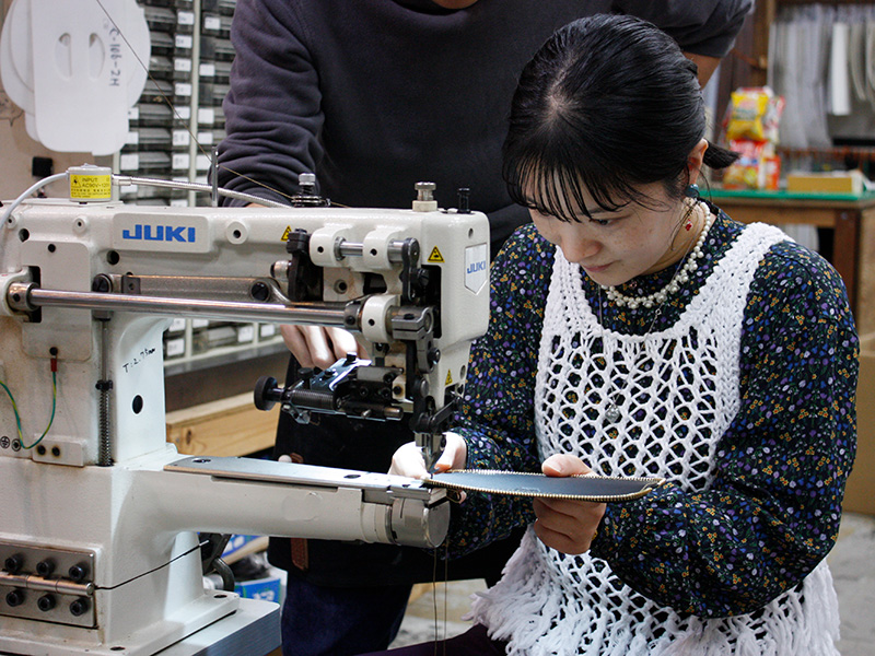 佐々木の製作風景10