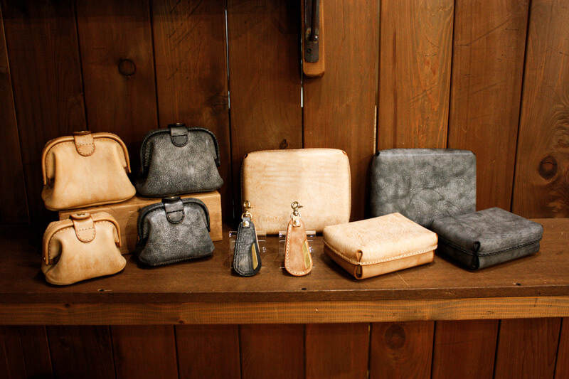 冬の限定革_仙台ラインナップ_ポーチ