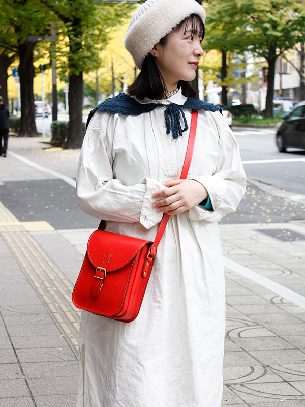 ラップフラップミニショルダー(CP-6)/レッド佐々木着用