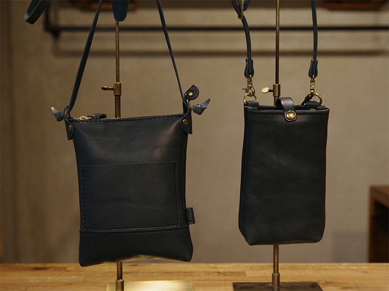 ショルダーポシェット(CP-37)、2wayスマホショルダー(CP-12)※ミッドナイト