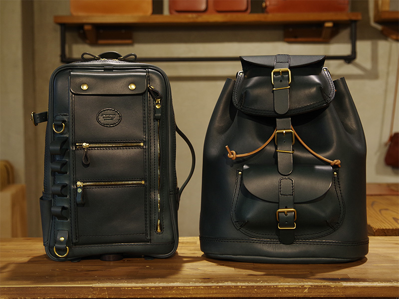 2wayスクエアリュック(R-66)、迫力のWポケットリュック(R-9)※ミッドナイト