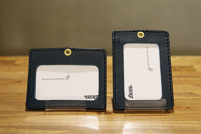 IDホルダー横型(KC-140-Y)、IDホルダー縦型(KC-140-T)※ミッドナイト