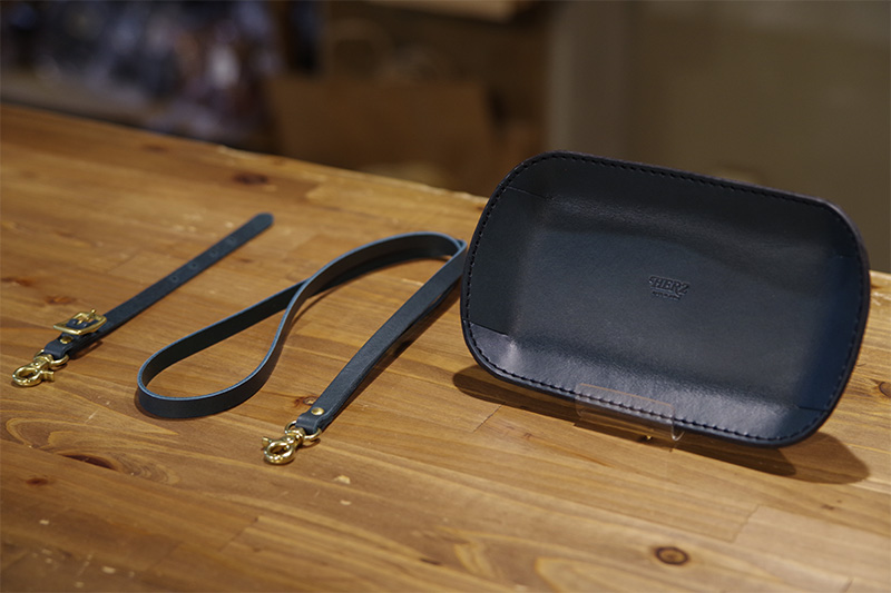 ひっかけストラップ(KZ-4)、IDストラップ(KZ-83)、レザートレイ(KZ-1)※ミッドナイト