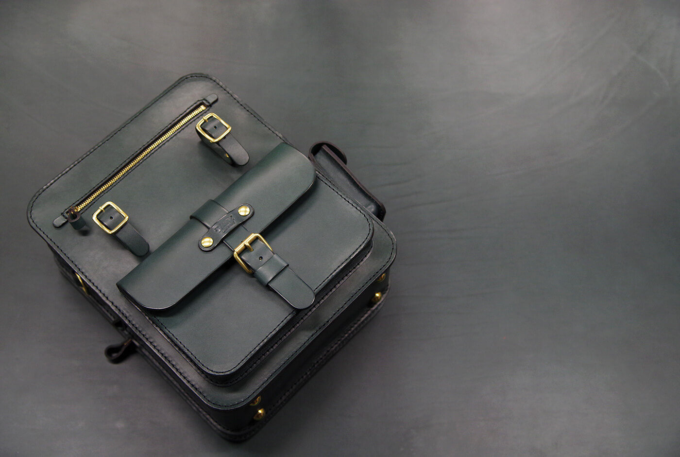 名古屋店10周年限定カラー「ミッドナイト」