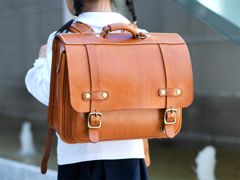 横型ランドセル・玉縫い(R-50-A)/Sサイズ/キャメル1