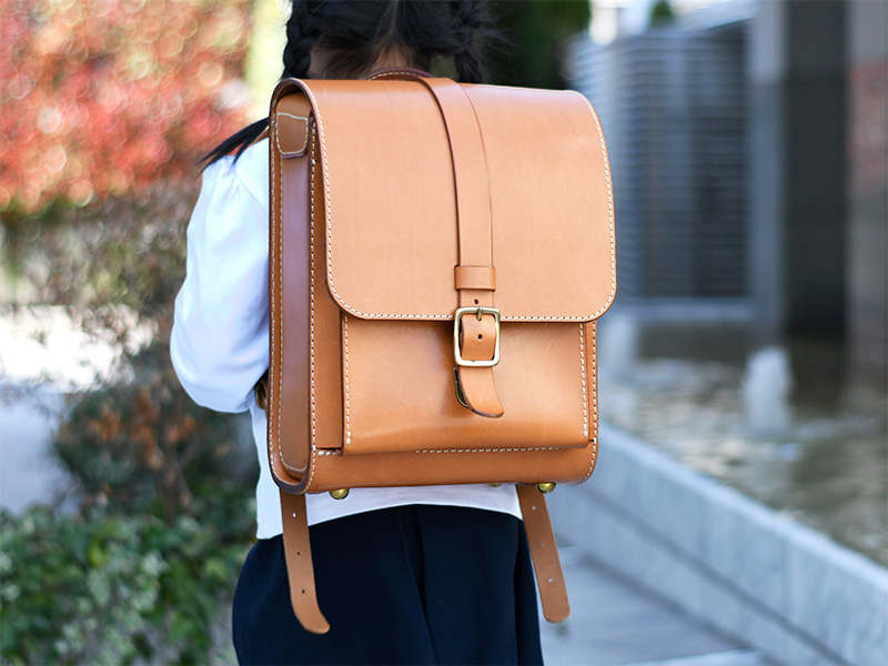 一本ベルト縦型ランドセル(R-53)/Sサイズ/キャメル1