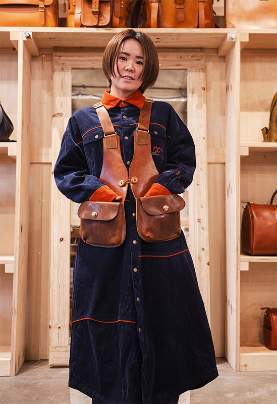 着る鞄・トラーゲンレディース(身長:152cm)着用1