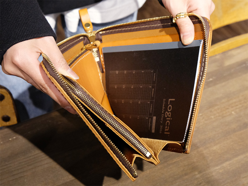 マルチケース(AIG-2630)2