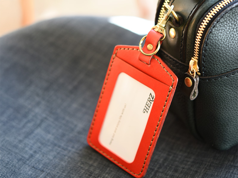 フォトカードホルダー(AIG-2625) 鞄に引っ掛け