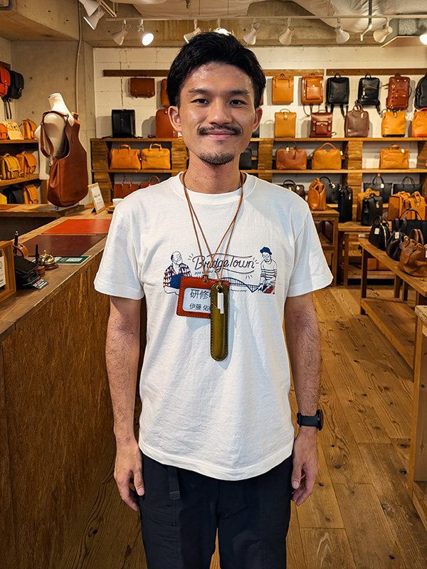 名古屋店スタッフ伊藤1